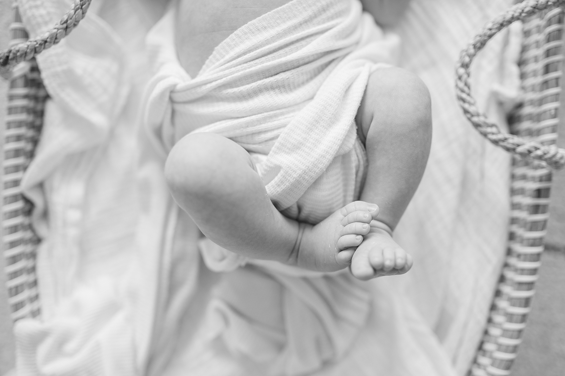 newborn details | Preparing for a Newborn Session by Dallas Newborn photographer, Lindsey Dutton Photography