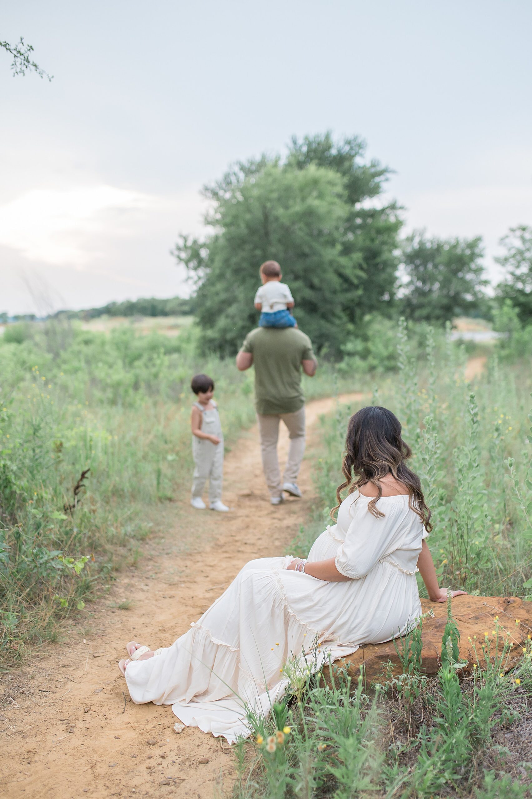 timeless family portaits taken by Lindsey Dutton Photography, a Dallas Family photographer
