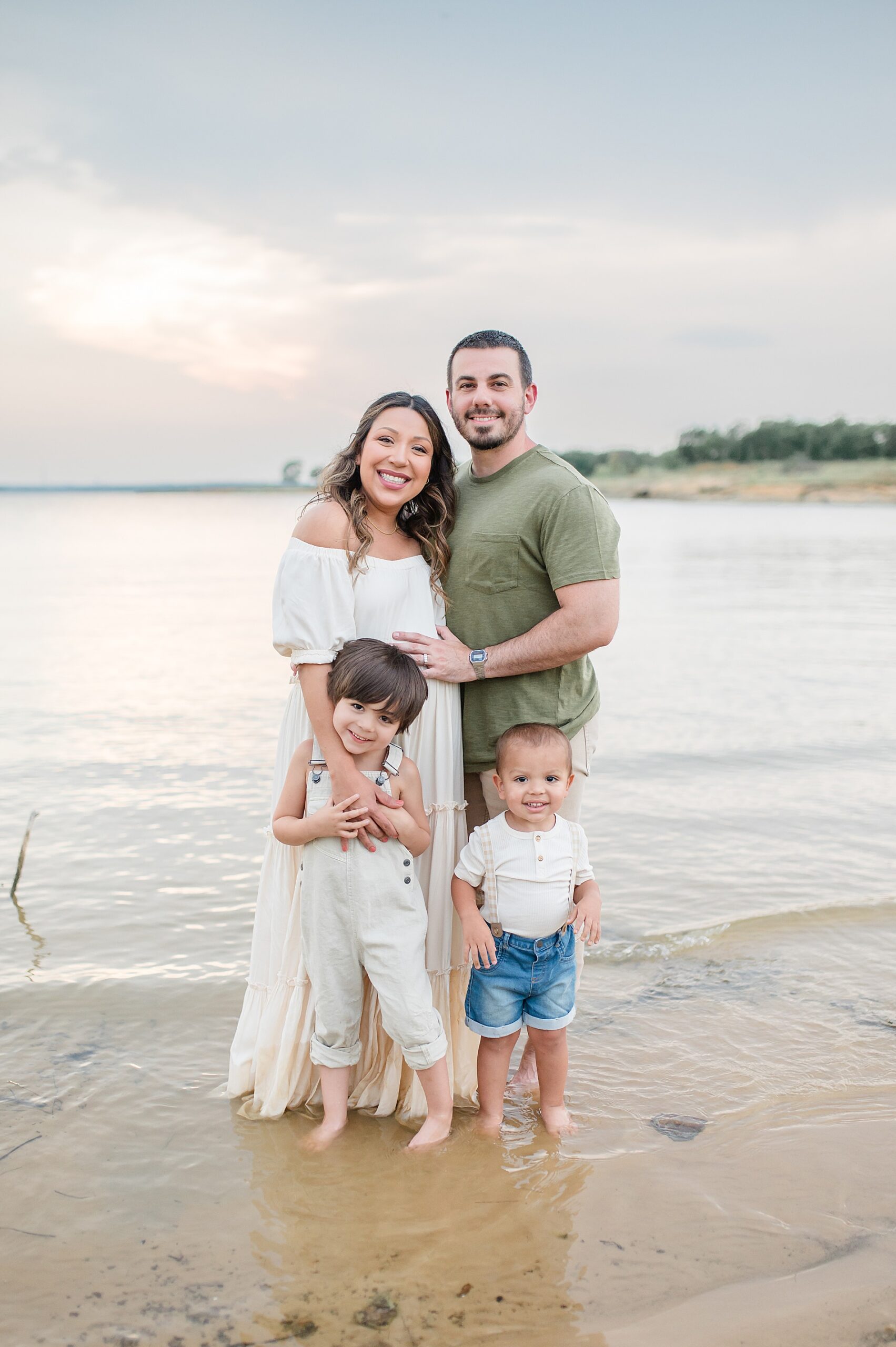 Top 11 Dallas-Fort Worth Picture Locations at Murrell Park photographed by Lindsey Dutton Photography, a Dallas Family photographer
