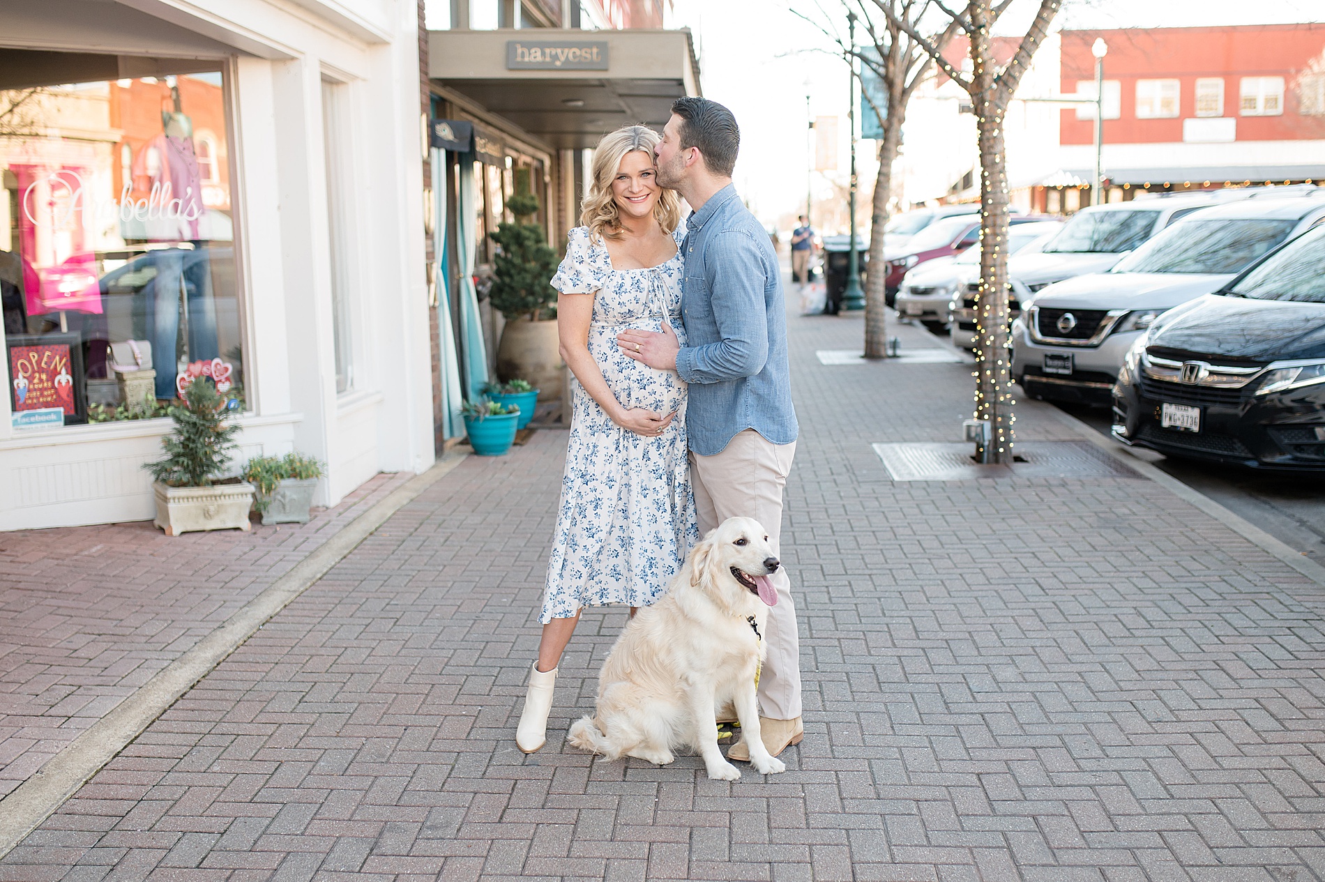maternity portraits with dog taken by Lindsey Dutton Photography, a Dallas Family photographer

