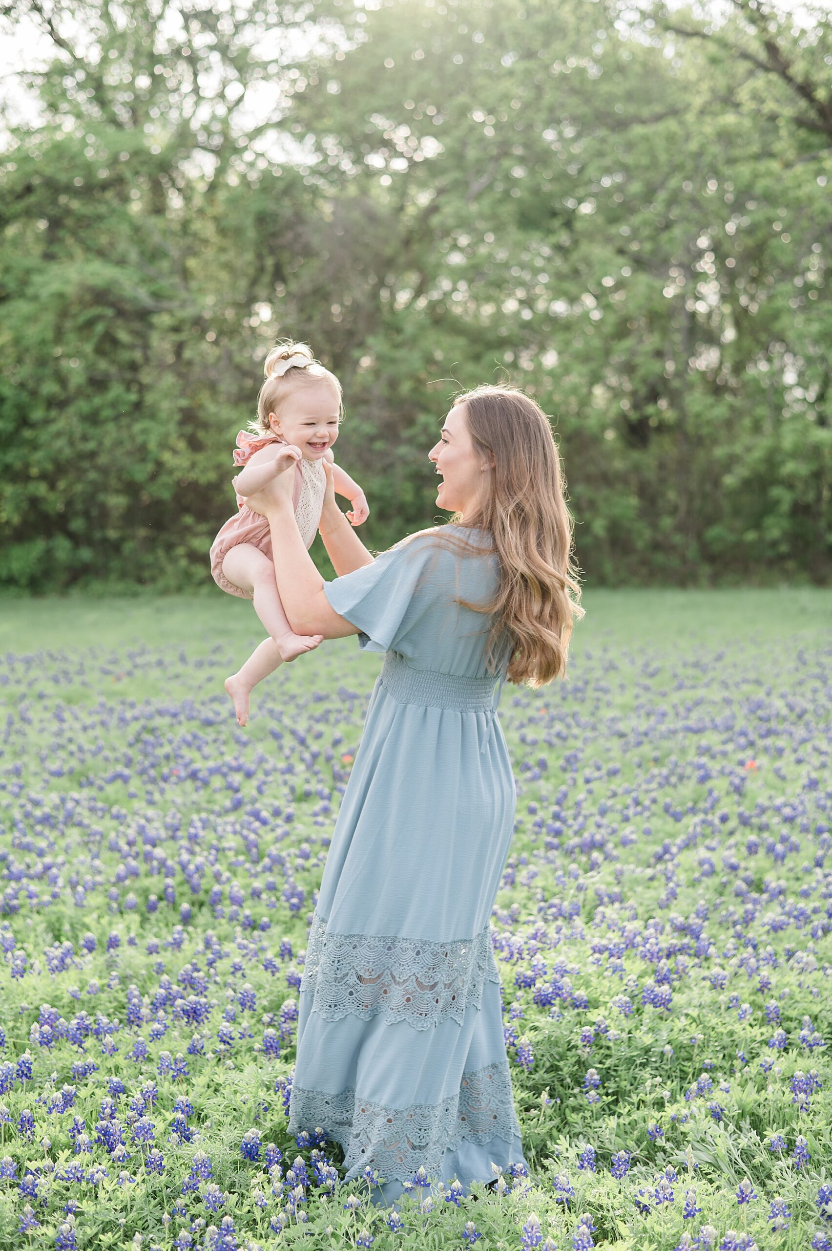candid portraits of mom and daughter  photographed by Lindsey Dutton Photography, a Dallas family photographer