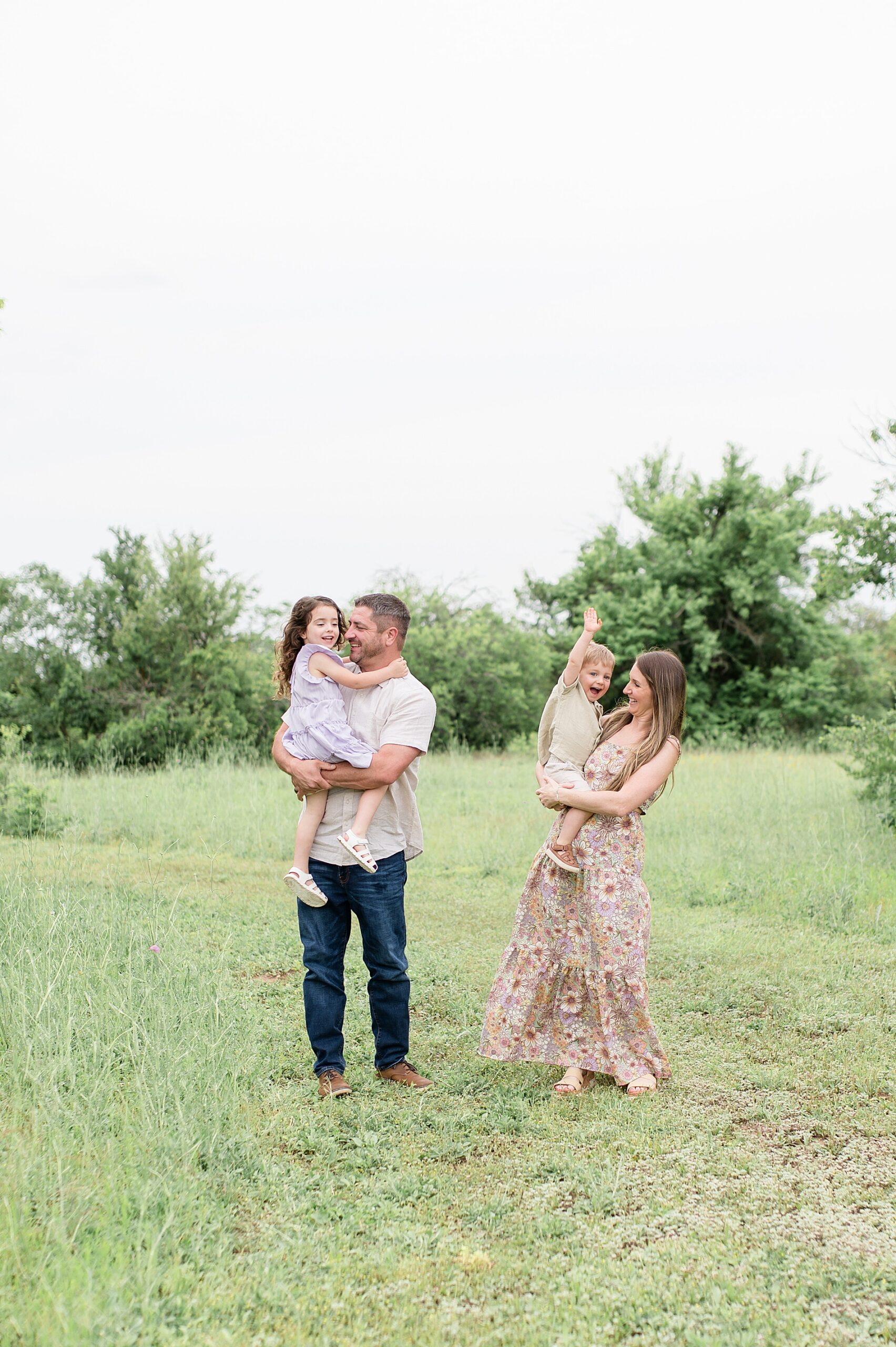 Tips for a Stress-Free Photography Session | photographed by Lindsey Dutton Photography, a Dallas family photographer
