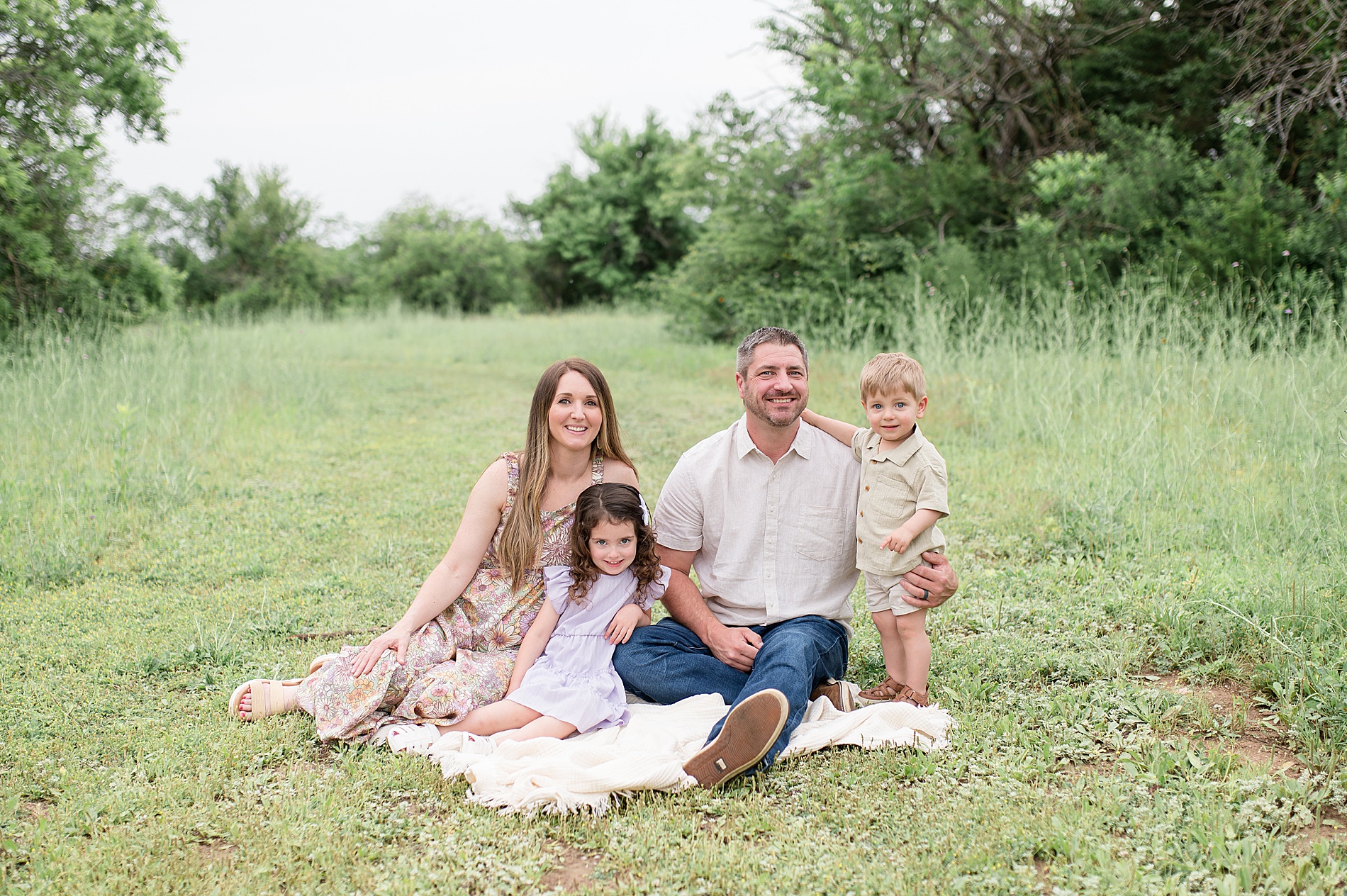 Tips for a Stress-Free Photography Session | photographed by Lindsey Dutton Photography, a Dallas family photographer
