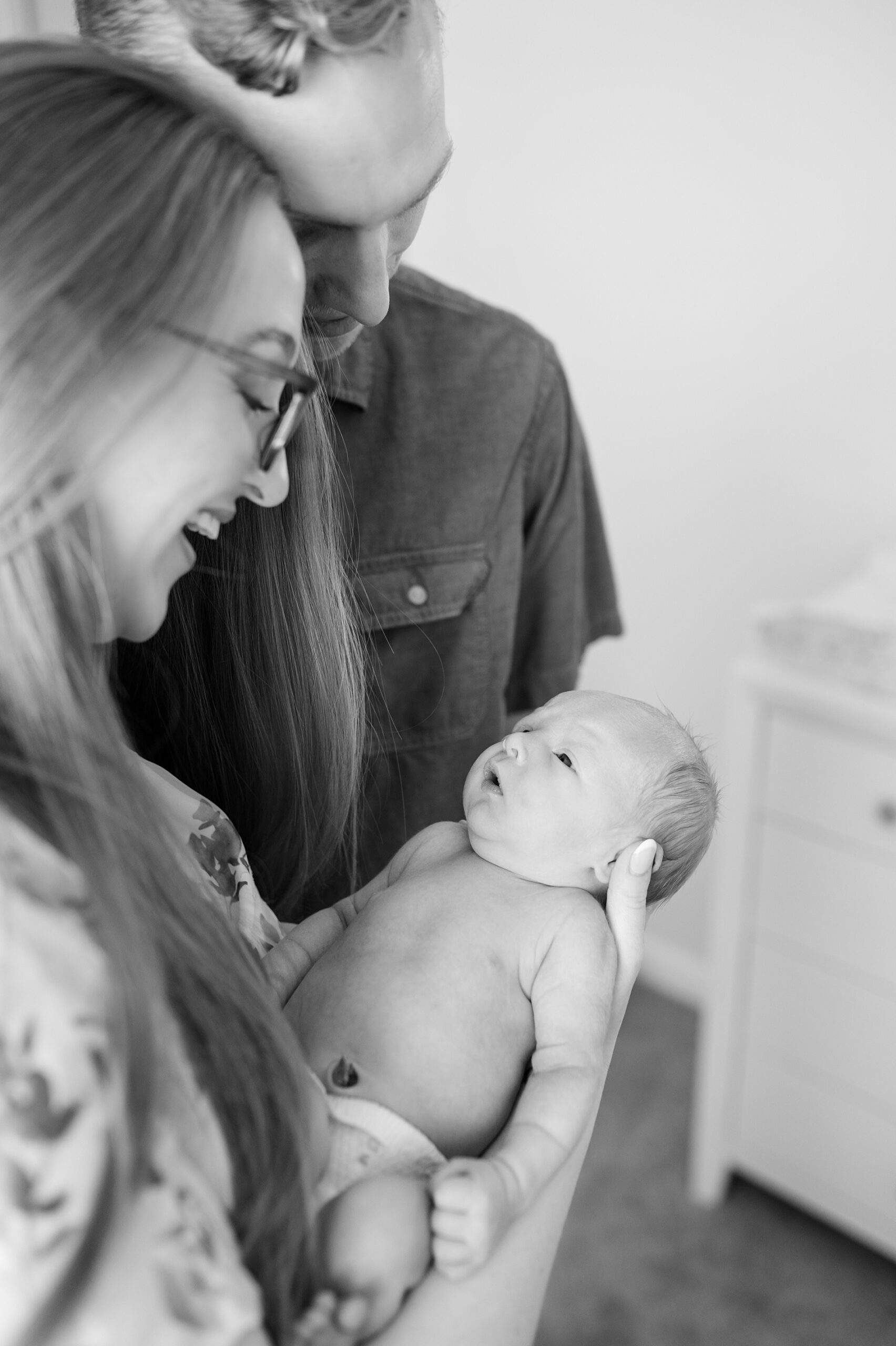 natural and candid newborn photos taken by Lindsey Dutton Photography, a Dallas newborn photographer
