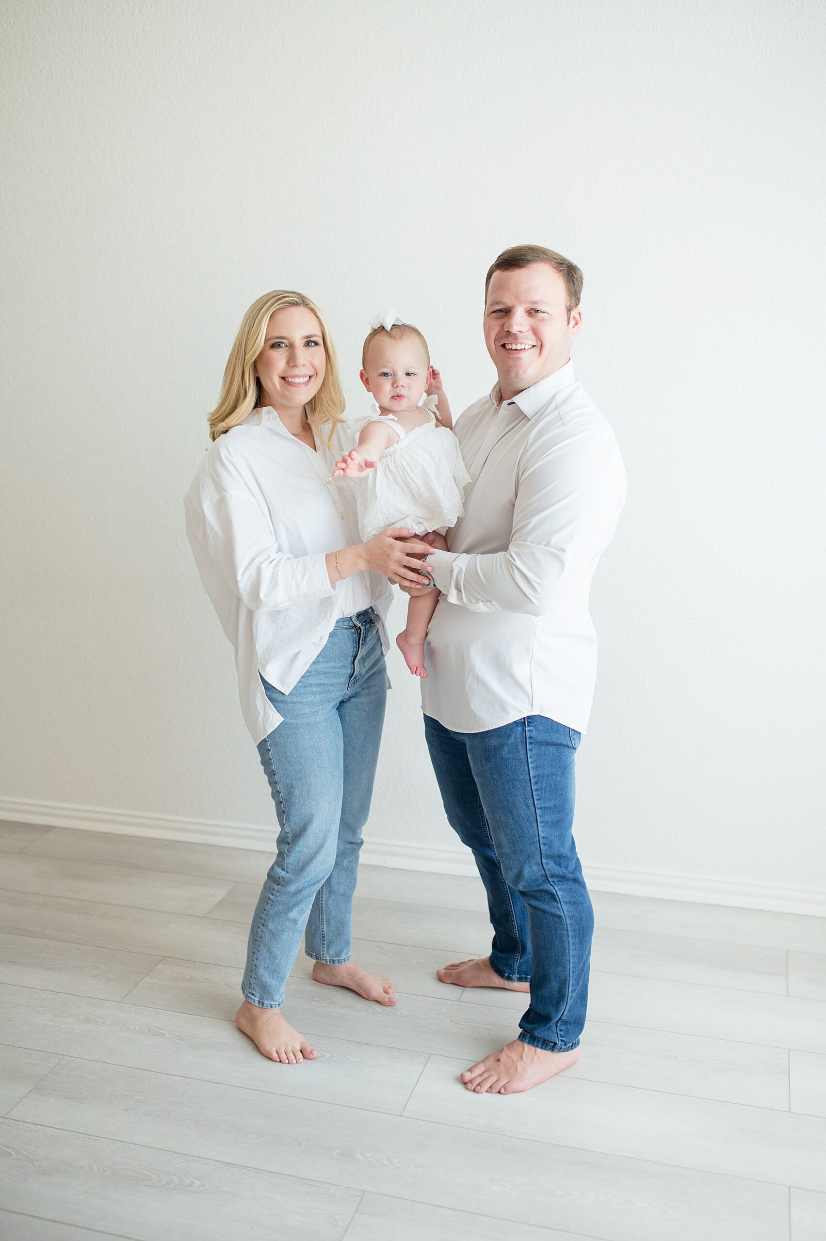 Tips for timeless family photos taken by Lindsey Dutton Photography, a Dallas family photographer
