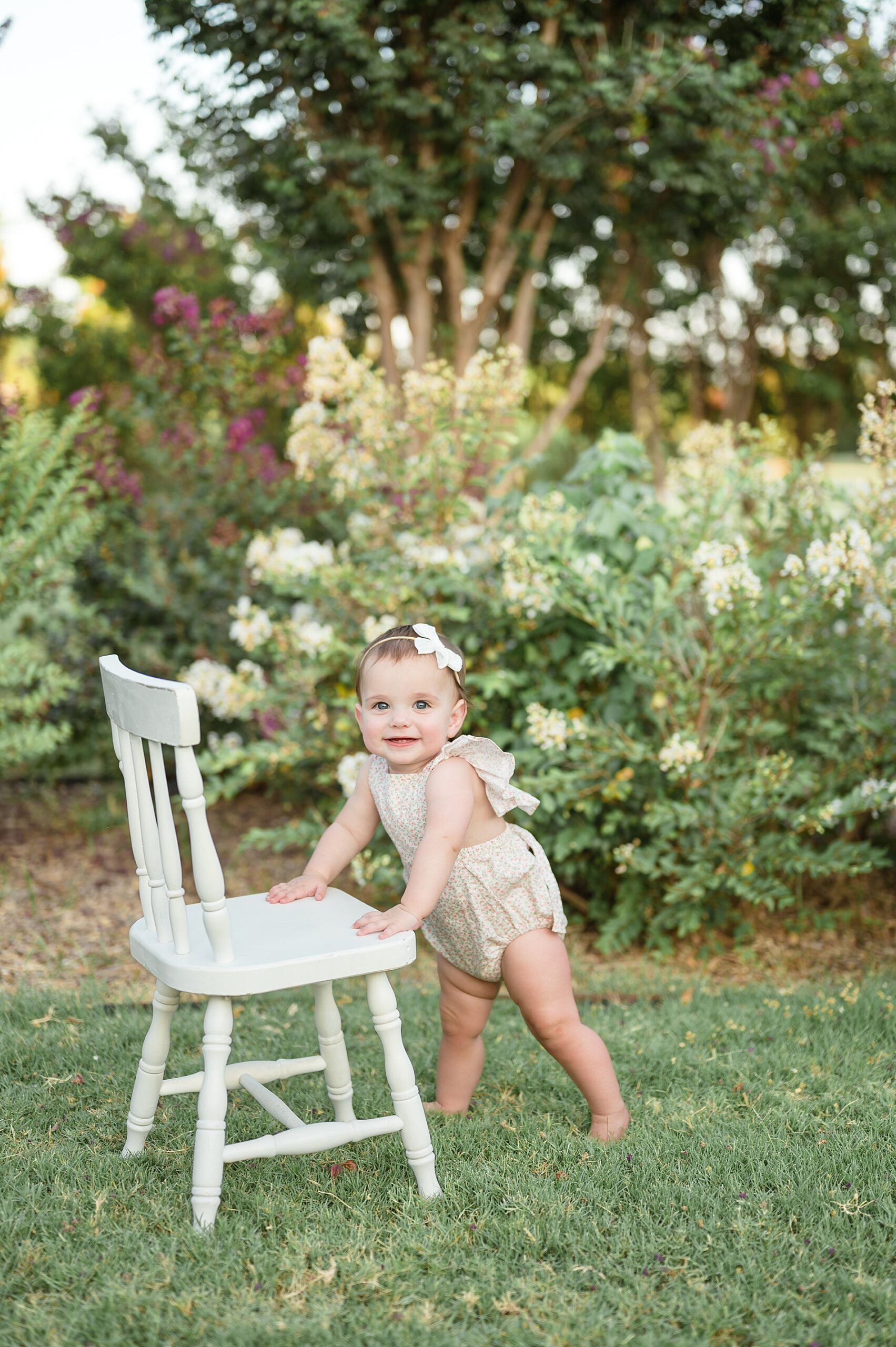 Summer Crepe Myrtle Family Session in Dallas taken by Lindsey Dutton Photography, a Dallas family photographer
