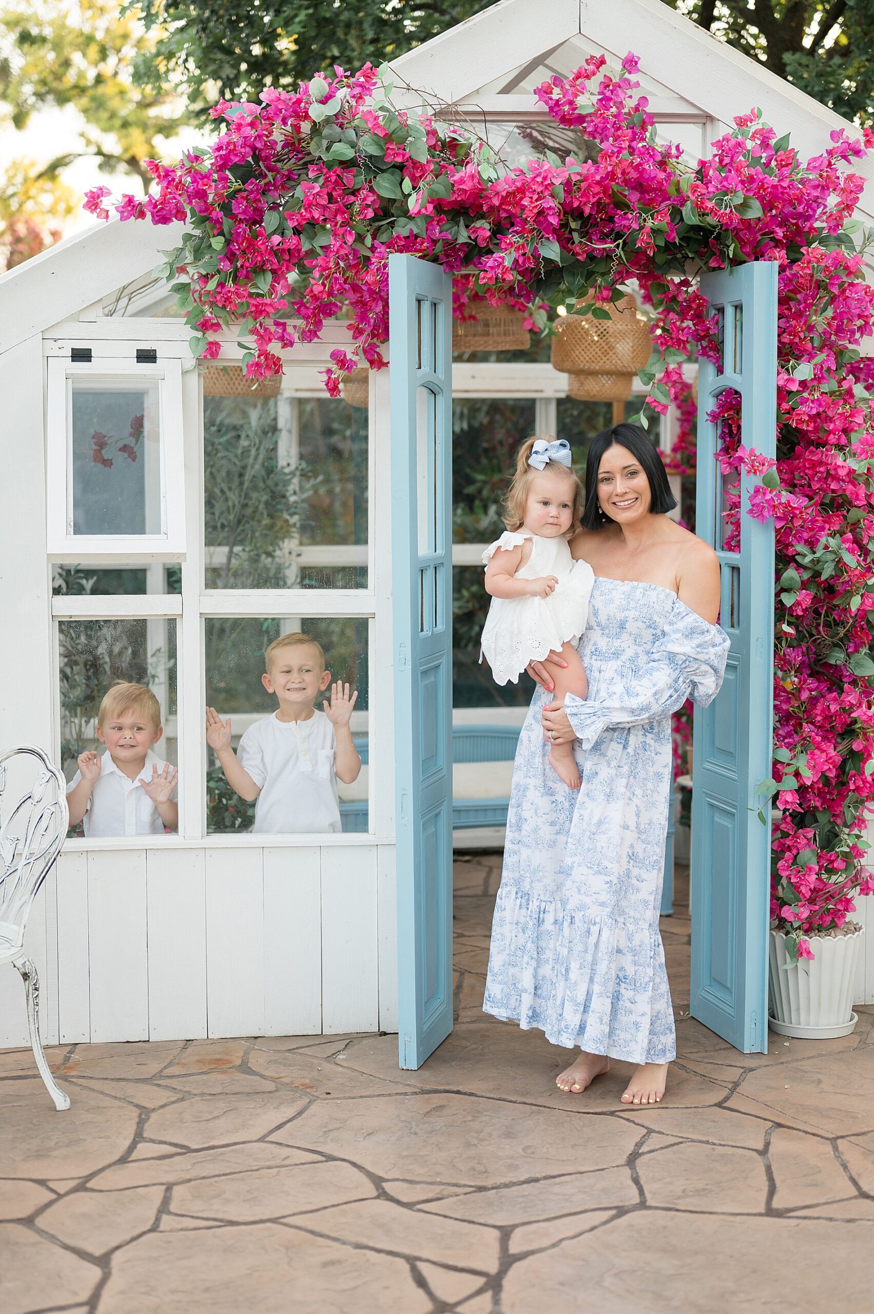 mommy and me photos photographed by Lindsey Dutton Photography, a Dallas Family photographer
