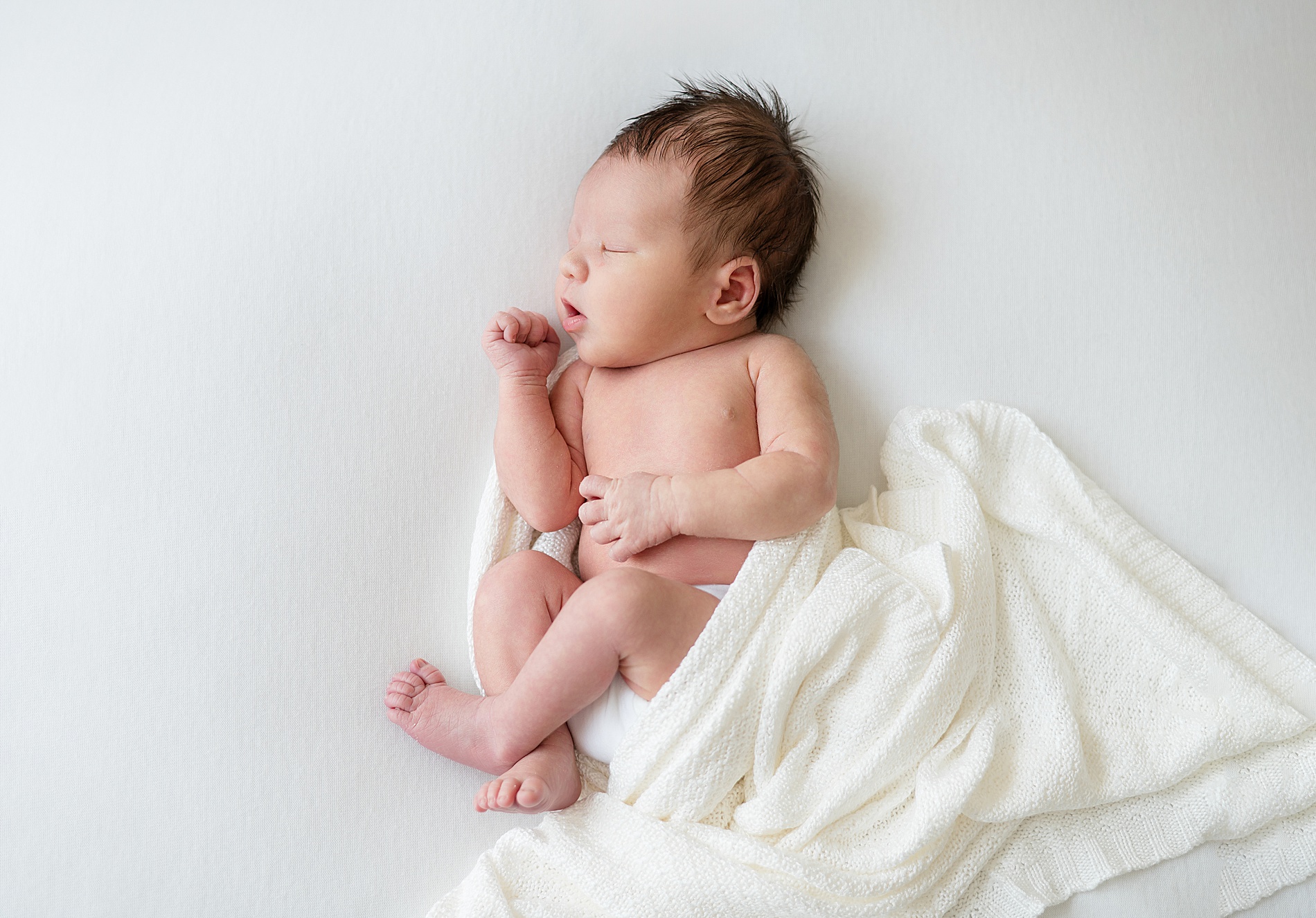 Stress-Free Studio Newborn Sessions | 5 Reasons a Studio Session is Perfect for New Parents
