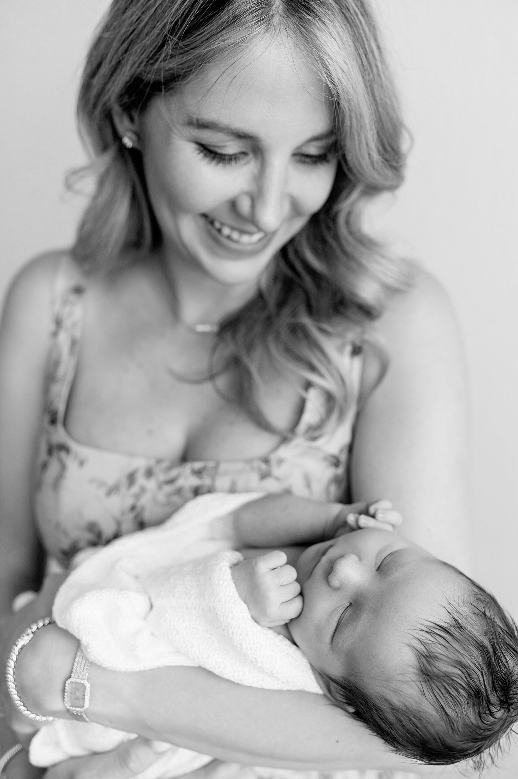 timeless newborn photo