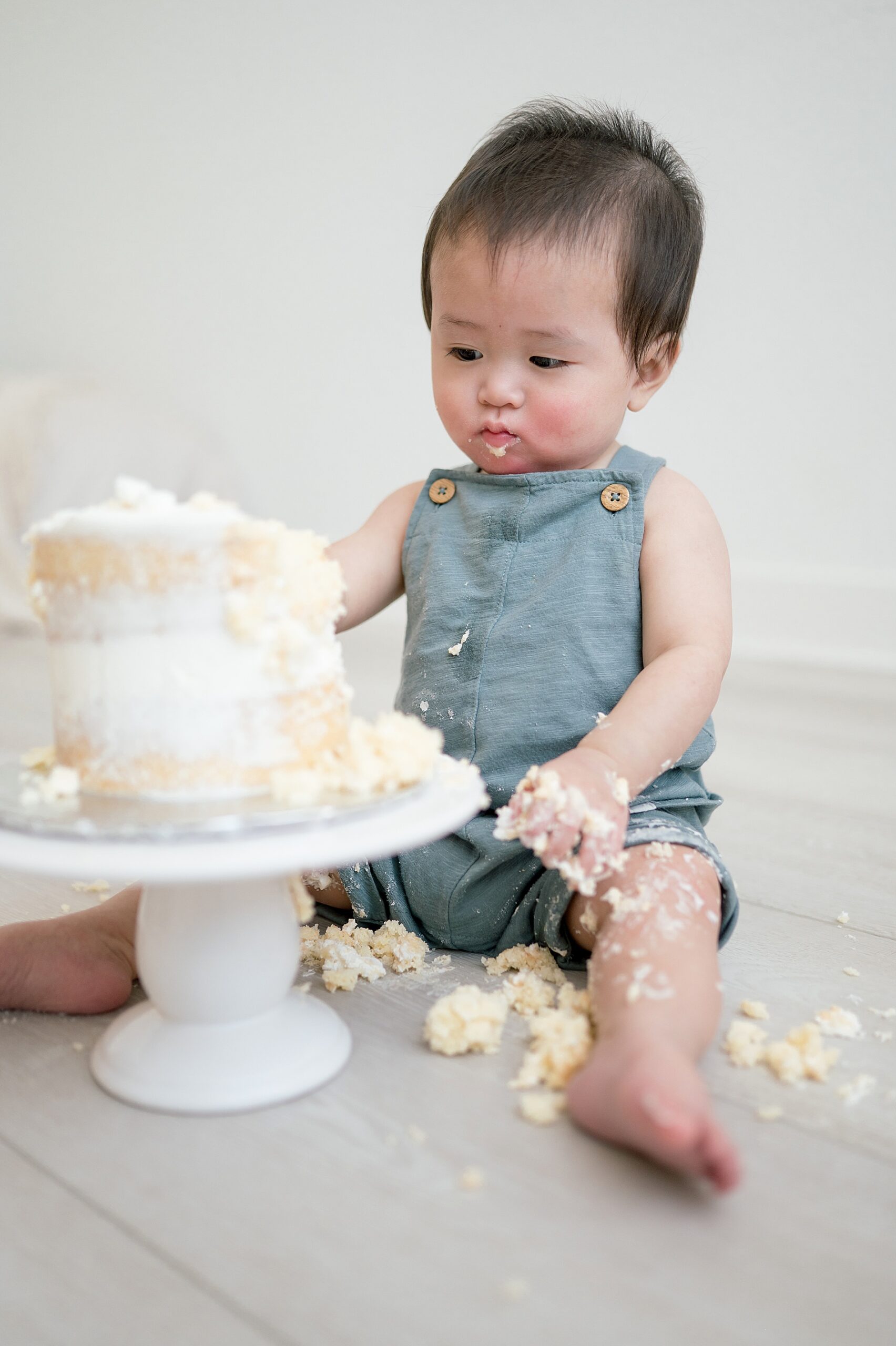 white cake from First Birthday Cake Smash Session