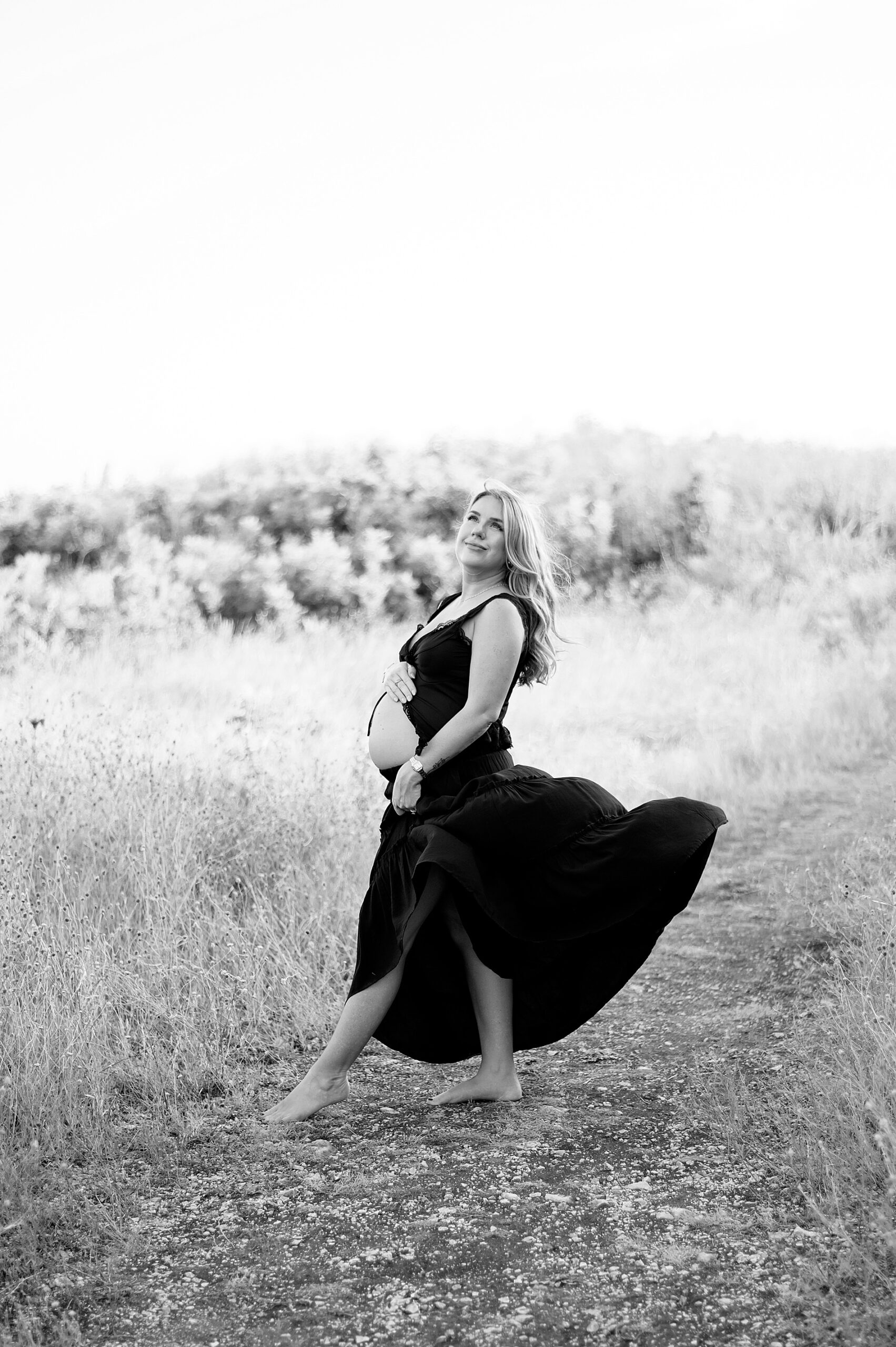 timeless maternity portraits 