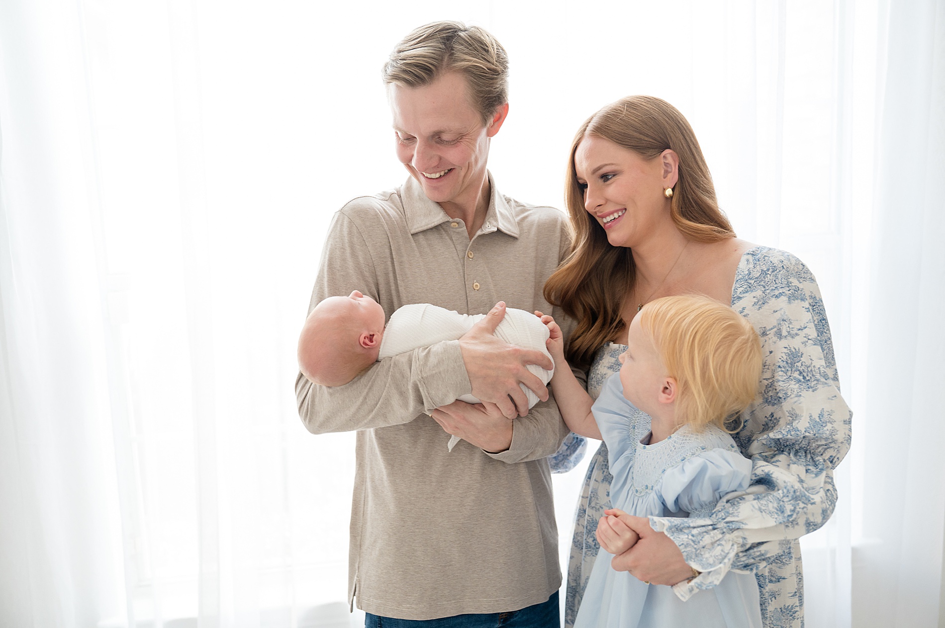 light and airy newborn portraits 